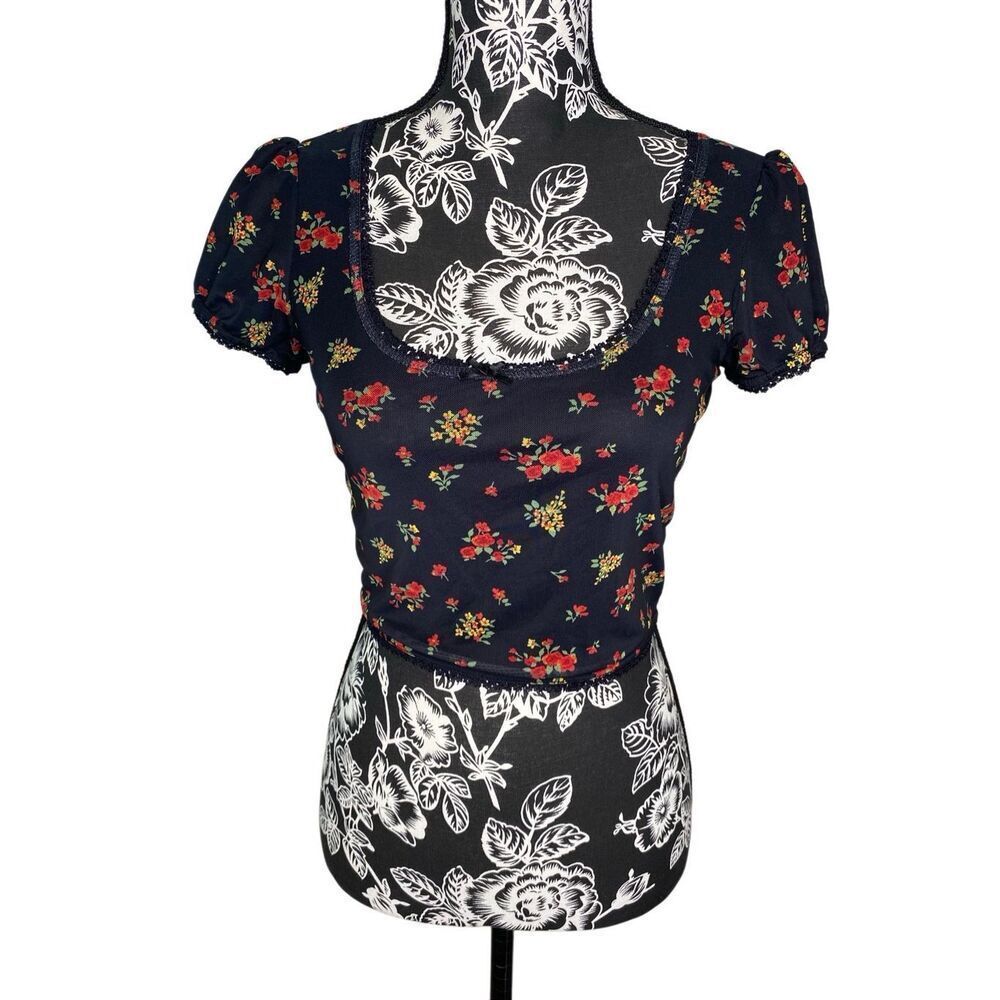 Me To We Floral Mesh Crop Top Puff Sleeve Cottagecore Coquette Black Red Roses